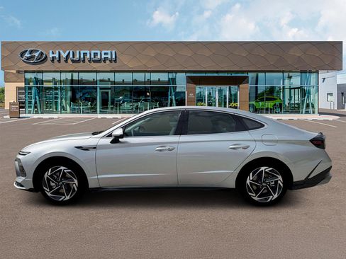 New 2026 Hyundai Sonata SEL image 3