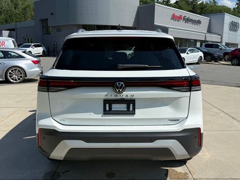 New 2026 Volkswagen Tiguan SE AWD/4WD image 13