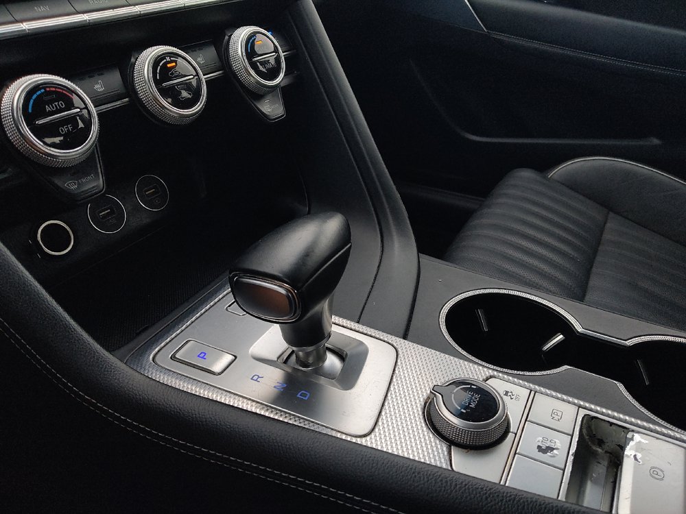 Used 2022 Genesis G70 3.3T RWD image 26