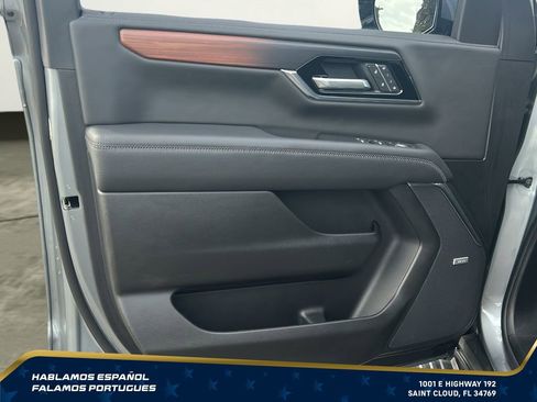 Certified 2026 GMC Yukon Denali w/ Denali Reserve Package AWD/4WD image 12