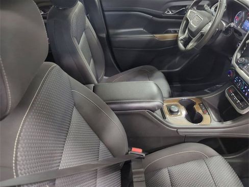 Certified 2023 GMC Acadia SLE image 27