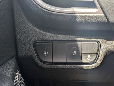 Used 2024 Kia Seltos EX FWD image 29