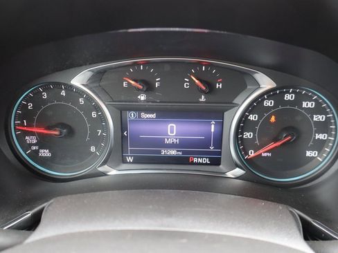 Used 2023 Chevrolet Equinox RS image 35