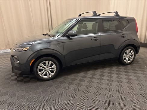 Certified 2022 Kia Soul LX image 8