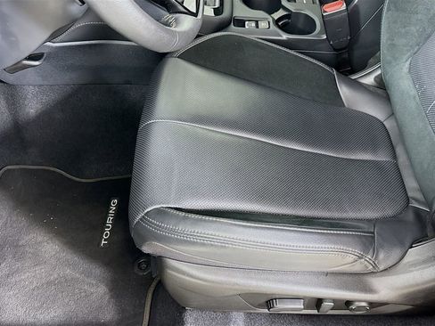 Used 2025 Subaru Forester Touring image 19