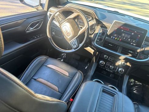 Used 2021 GMC Yukon XL AT4 w/ Rear Media and Nav Package image 23