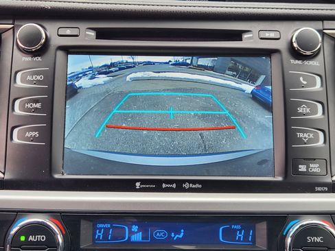 Used 2018 Toyota Highlander XLE image 14