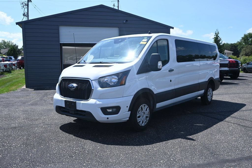 Used 2024 Ford Transit 350 XLT RWD image 12