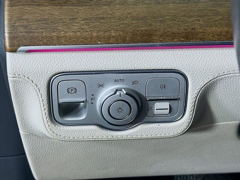 Used 2020 Mercedes-Benz GLE 450 4MATIC image 21