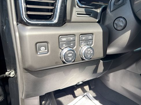 Used 2025 GMC Sierra 1500 Denali AWD/4WD image 27