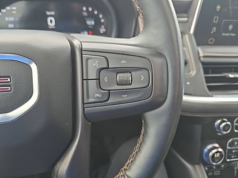 Used 2024 GMC Yukon XL AT4 w/ AT4 Premium Plus Package AWD/4WD image 25