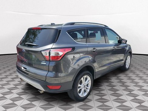 Used 2018 Ford Escape SE FWD image 5
