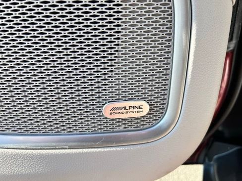 Used 2022 Jeep Compass Latitude w/ Sun and Sound Group image 17