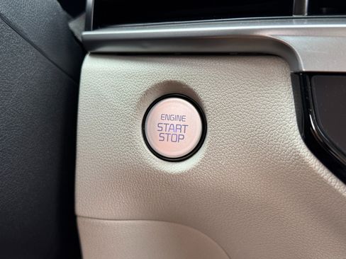 Used 2025 Kia Sorento EX w/ Panoramic Sunroof Package FWD image 22
