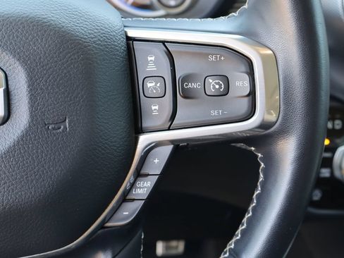 Used 2022 RAM 1500 Limited AWD/4WD image 14