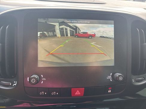 Used 2020 FIAT 500L Pop image 12