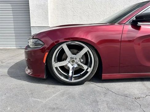 Used 2019 Dodge Charger R/T w/ Driver Confidence Group RWD image 20