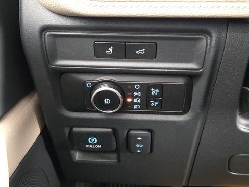 Used 2024 Ford Expedition Max Limited image 25