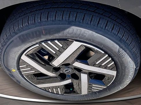 New 2026 Nissan Kicks SV w/ SV Premium Package image 12