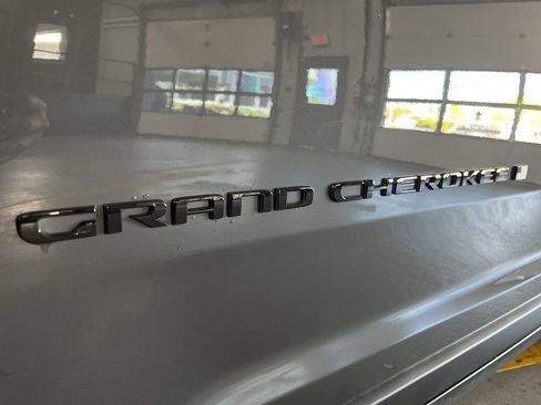 New 2026 Jeep Grand Cherokee Altitude AWD/4WD image 13