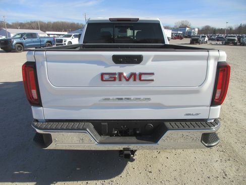 New 2026 GMC Sierra 1500 SLT w/ SLT Premium Plus Package image 5