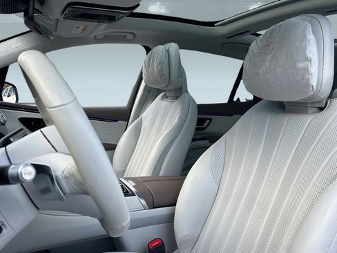 Certified 2023 Mercedes-Benz EQS 580 4MATIC SUV image 23