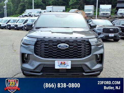 New 2026 Ford Explorer ST-Line AWD/4WD image 2