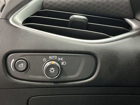 Used 2022 Chevrolet Malibu RS FWD image 19