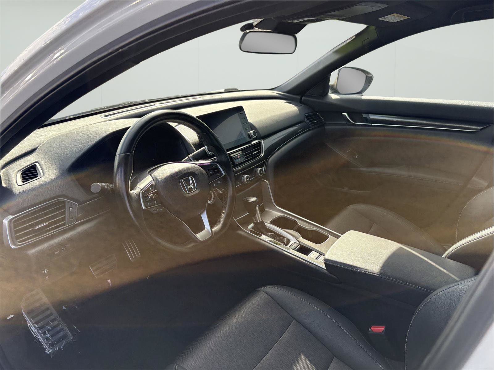 Used 2020 Honda Accord Sport image 9