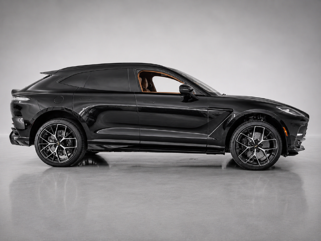 New 2026 Aston Martin DBX 707 AWD/4WD image 9