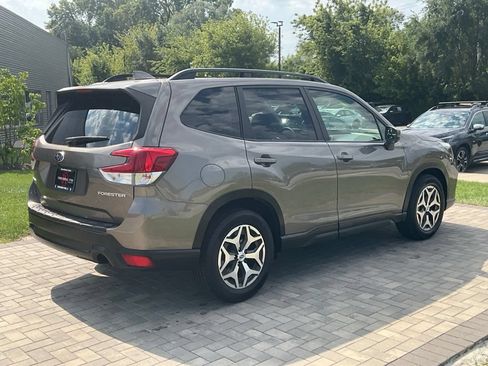 Used 2020 Subaru Forester Premium AWD/4WD image 5