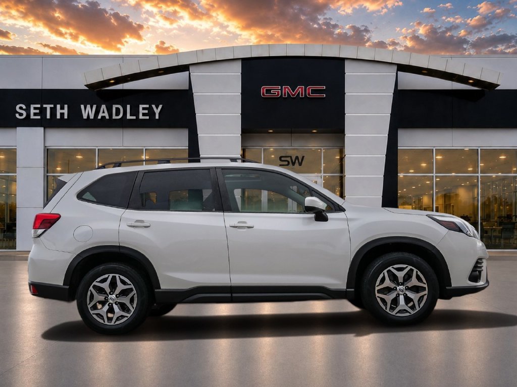 Used 2022 Subaru Forester Premium AWD/4WD image 8