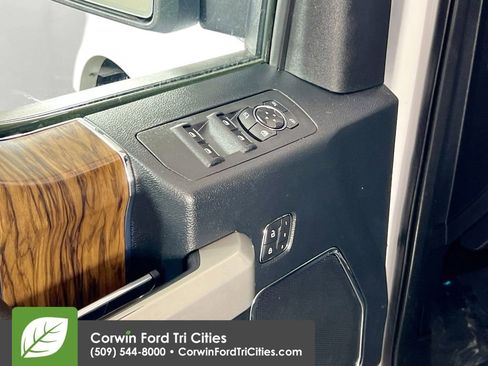 Used 2019 Ford F150 Lariat w/ FX4 Off-Road Package image 12