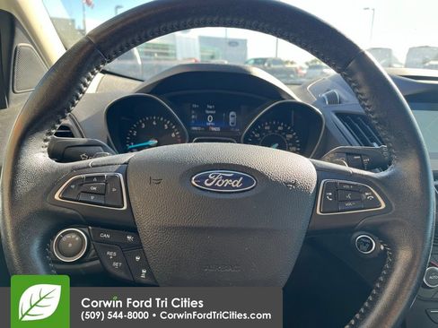 Used 2017 Ford Escape Titanium AWD/4WD image 2
