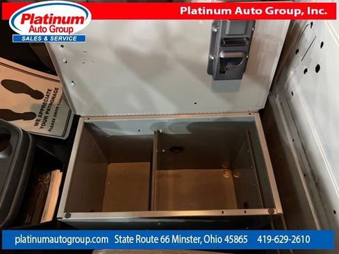 Used 2016 Chevrolet Express 3500 Extended RWD image 25