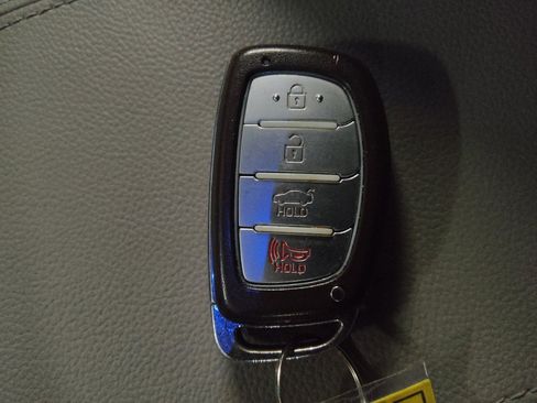 Used 2017 Hyundai Sonata Limited FWD image 32