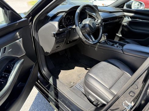 Used 2020 MAZDA MAZDA3 AWD Hatchback w/ Preferred Pkg image 9