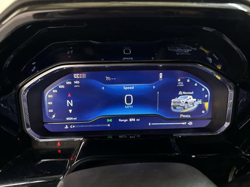 Certified 2025 Chevrolet Silverado 2500 LT w/ Convenience Package image 16