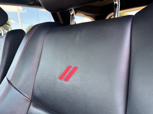 Used 2024 Dodge Durango GT RWD image 14