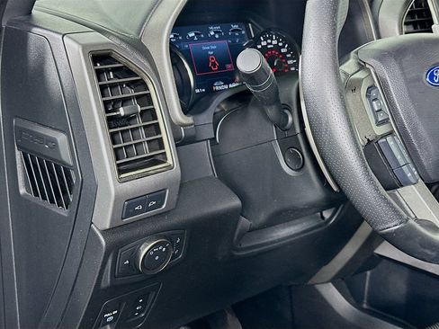 Used 2019 Ford F150 Raptor w/ Equipment Group 802A Luxury AWD/4WD image 10