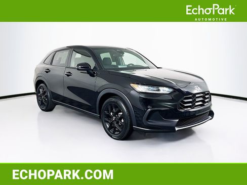 Used 2025 Honda HR-V Sport image 1