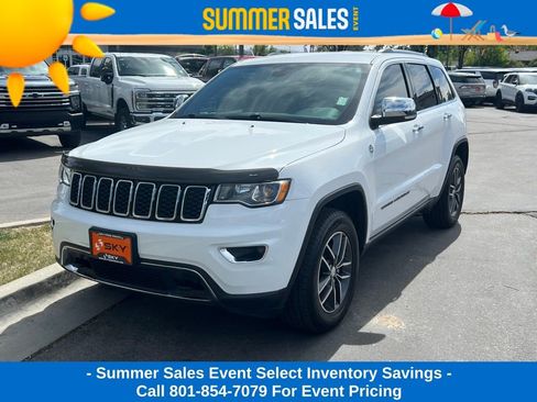 Used 2018 Jeep Grand Cherokee Limited AWD/4WD image 2
