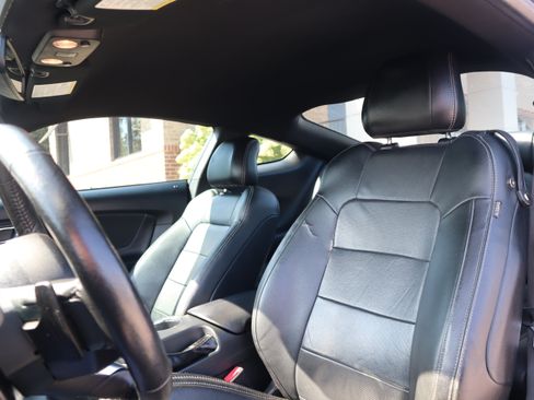 Used 2016 Ford Mustang GT RWD image 22