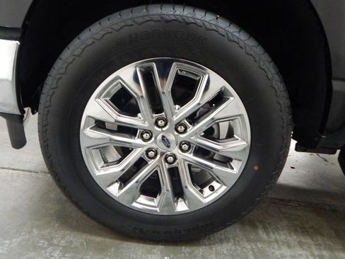 New 2025 Ford F150 Lariat w/ Equipment Group 501A Mid image 11