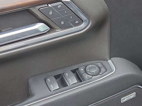 Used 2023 GMC Sierra 1500 SLT w/ SLT Convenience Package image 13