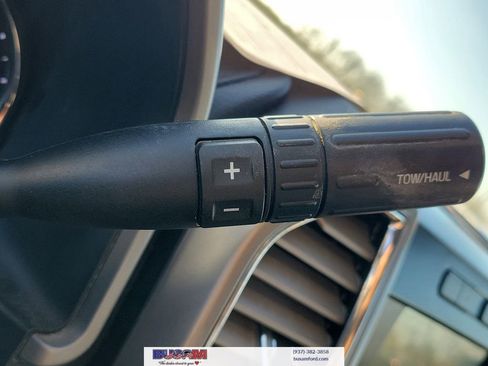 Used 2017 Ford F250 Lariat w/ Chrome Package image 28