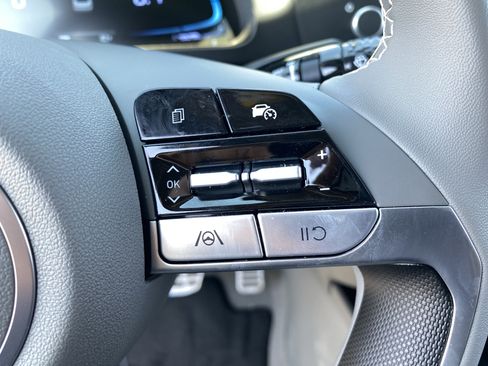 Used 2026 Hyundai Elantra Sport FWD image 29