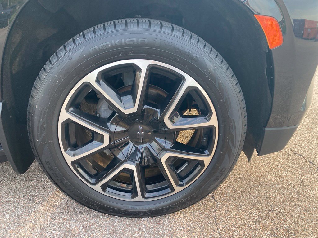Used 2022 Chevrolet Tahoe RST w/ Luxury Package AWD/4WD image 6