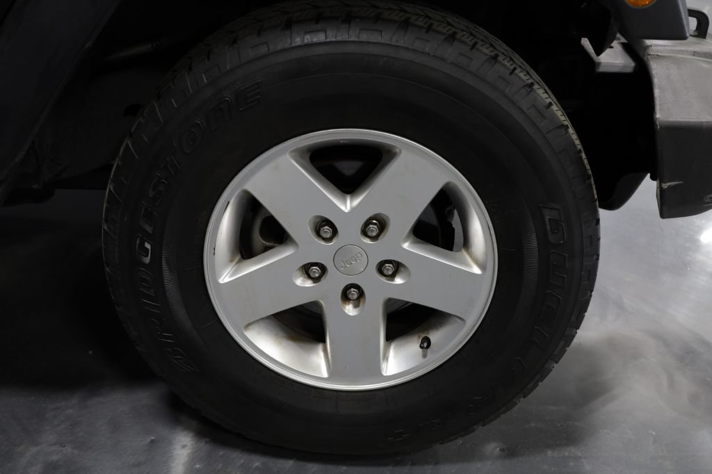 Used 2014 Jeep Wrangler Unlimited Sport w/ Quick Order Package 24S AWD/4WD image 33