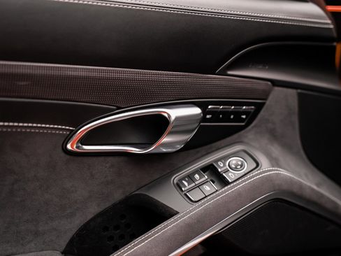 Used 2016 Porsche 911 Carrera GTS image 57